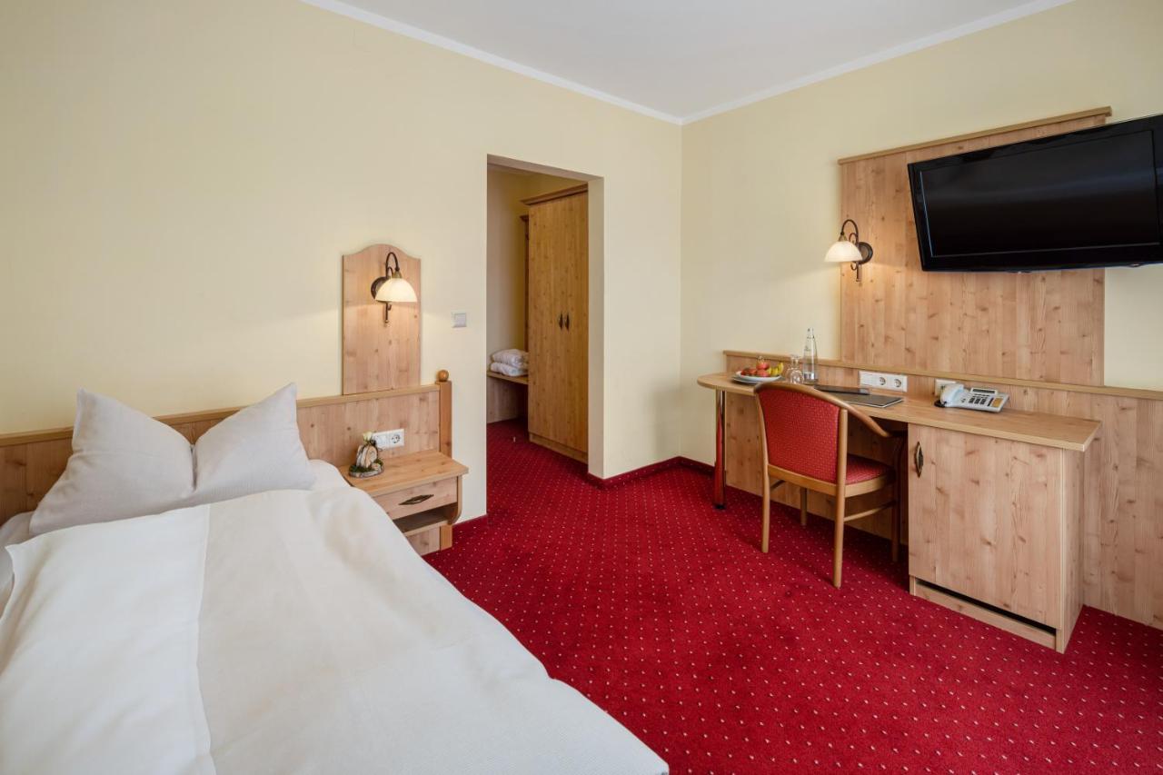 Hotel Zur Post Bad Abbach Rom bilde