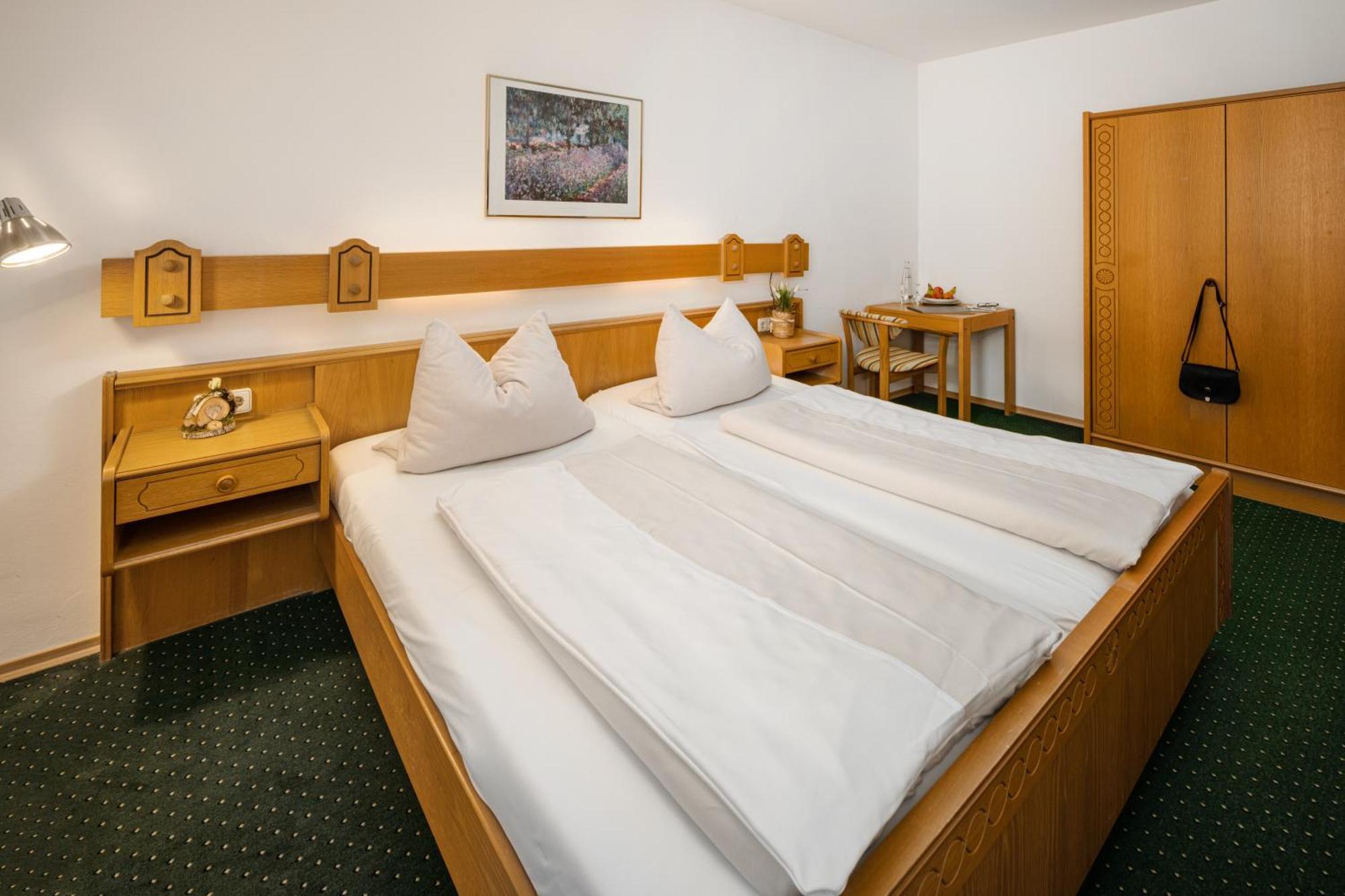 Hotel Zur Post Bad Abbach Rom bilde