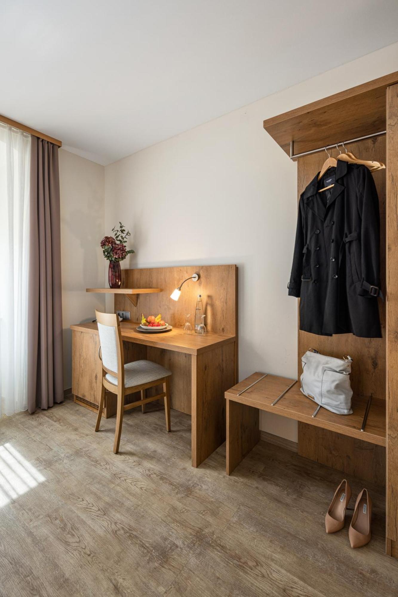 Hotel Zur Post Bad Abbach Rom bilde